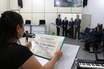 Igreja Maranata recebe Votos de Congratulações da Câmara de Vereadores pelos 52 anos no Brasil