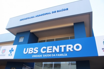 Vereadores participam de inauguração da Unidade Básica de Saúde Centro