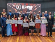 Misses e Miss Paraná 2025 são homenageadas pela Câmara durante cerimônia realizada na EXPOMED