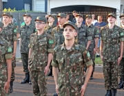 Legislativo prestigia apresentação de nova turma de atiradores do Tiro de Guerra