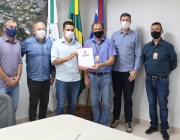 Câmara prestigia assinatura de convênio de mais de R$ 2 milhões entre Prefeitura e Itaipu