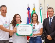 Família Acolhedora é homenageada em sessão solene