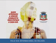 Homenagem às mulheres