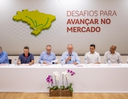 Professor Muniz prestigia Assembleia Geral da Frimesa Cooperativa Central