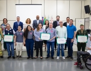 Tarde com homenagens na Câmara Municipal marca ato solene com Plenário lotado