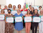 Voluntárias de Medianeira são homenageadas em solenidade dedicada ao Mês da Mulher